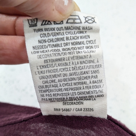 PINK Victoria's Secret Woman Burgundy Long Sleeve Tee T-Shirt Silver Sequins S - Picture 9 of 9